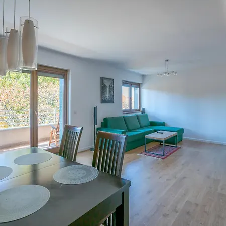 Werona Check-in 24h Aircon Privat Parking