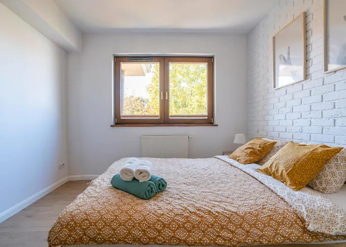 Werona Check-in 24h Aircon Privat Parking